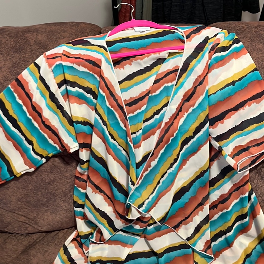 Lindsay Size Small